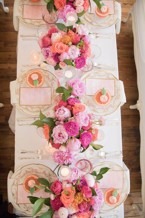 Citrus Brunch, Meringue Roses, Creative Floral Arrangements, Moon Flowers, Fall Starts, Brunch Decor, Tafel Decor, Birthday Brunch, Bridal Shower Brunch