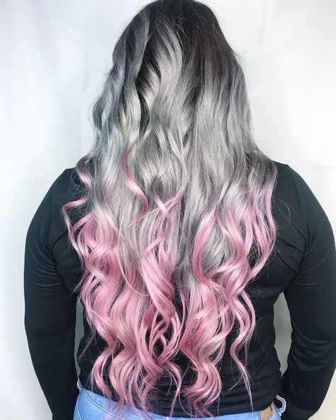 Balayage, Coupe, Gray And Pink Hair, Silver And Pink Hair, Grey Hair Journey, Dipped Hair, Pink Ombre Hair, Gradient Hair, Hair Colouring