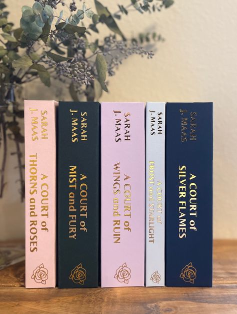 A Court Of Thorns And Roses Book Series, Acotar Special Edition, Hardcover Book Aesthetic, Acotar Book Binding, Acotar Series Books, Books Like Acotar, Acotar Book Cover, Acotar Books, Bookshelf Nightstand