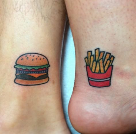 Burger Tattoo, Best Couple Tattoos, Matching Best Friend Tattoos, Food Tattoos, Bff Tattoos, Friendship Tattoos, Tatuaje A Color, Matching Tattoo, Best Friend Tattoos