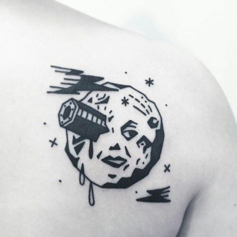 Minimalist georges melies voyage Sur la lune tatoo History Tattoos, Moon Tattoos, Movie Tattoo, Movie Tattoos, Tattoo Trend, Tattoos Skull, Jules Verne, Real Tattoo, Enamels