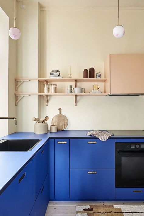 Peach And Blue Interior Design, Primary Colour Kitchen, Peach And Blue Kitchen, Blue Paint Samples, Bright Blue Kitchen, Cobalt Kitchen, Colorblock Kitchen, Kitchen Hack, Color Kitchen