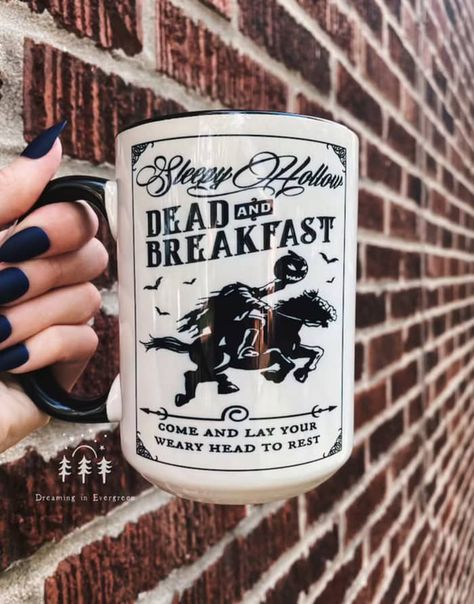 Get into the spirit of Halloween with these Halloween coffee mugs featuring pumpkins, ghosts, and plenty of spooky designs. #halloween #coffee Sleepy Hollow Decor, Sleepy Hollow Party, Dead And Breakfast, Coffee Mug Ideas, Spooky Coffee, Behind Blue Eyes, Halloween Mugs, Breakfast Coffee, Coffee Breakfast