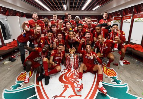 Dressing room photos: Champions celebrate Premier League glory - Liverpool FC Liverpool Klopp, Liverpool Fc Team, Liverpool Football Club Wallpapers, Football Liverpool, Liverpool Anfield, Liverpool Premier League, Liverpool Champions, Liverpool Wallpapers, This Is Anfield