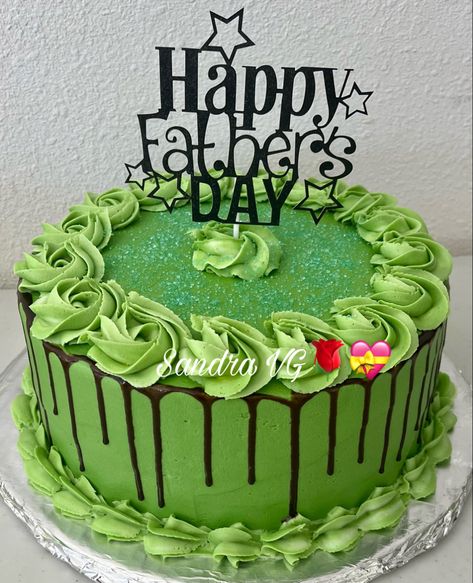 Lime Green Cake Birthday, Green Cake Birthday, Green Cake Design, Lime Green Cake, Chef Jackets Design, Shrek Birthday, Cake Bday, Jackets Design, Chef Jackets