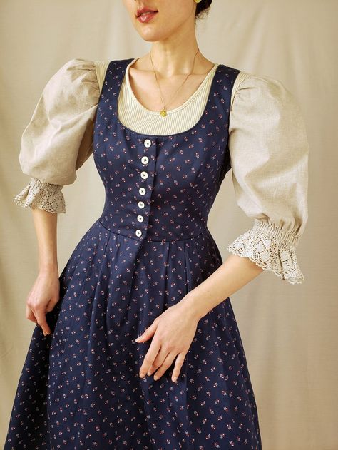 Vintage Floral Pattern Dress, Dress Floral Vintage, Traditional English Dress, 1900s Dresses Casual, Simple Cotton Dress, Academia Dress, Cottage Fashion, Vintage Blue Dress, Southern Belle Style