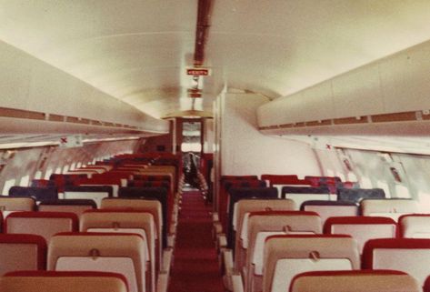 Allegheny Airlines 727-100 Airline Interiors, Commercial Airplane, Piedmont Airlines, Airplane Interior, Us Airways, Aircraft Images, Vintage Airline, New Jet, Boeing 727