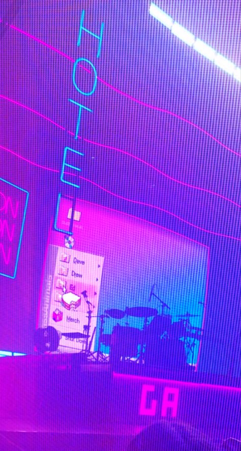 Heatwaves Aesthetic, Glowwave Aesthetics, Dreamland Aesthetic, Purple Vaporwave, Glass Animals Wallpaper, Vaporwave Purple, Purple Vaporwave Aesthetic, Glass Animals Aesthetic, Dreamland Glass Animals Aesthetic