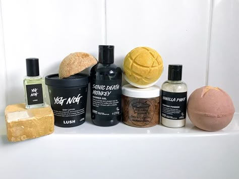 Heart Mail, Good Routines, Coconut Bath, Lush Products, Lush Cosmetics, Smell Goods, I Deserve, Me Myself And I, Smell Good