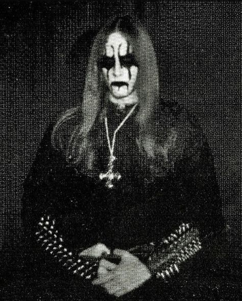 Darkthrone Corpse Paint, Black Metal Pfp, Black Metal Makeup, Corpse Paint Black Metal, Black Metal Icon, Black Metal Corpse Paint, Black Metal Aesthetic, Trve Kvlt, Metal Makeup