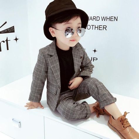 Formal Wedding Suit, Baby Boy Vest, Toddler Suits, Suits Korean, Winter Baby Boy, Fancy Shirt, Wedding Party Outfits, Boys Vest