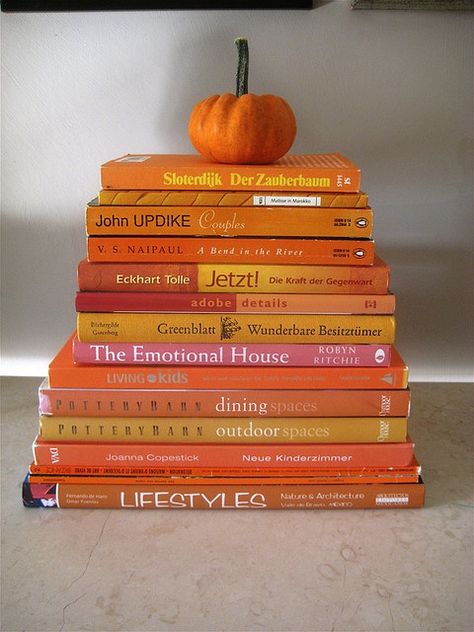 Gloucestershire Libraries likes this Autumnal display 7 oct 11.  stacks of orange books Orange Books, Orange Book, Mandala Tattoo Design, Orange You Glad, Orange Aesthetic, Orange Pumpkin, Decoration Originale, Orange Is The New, Orange Crush