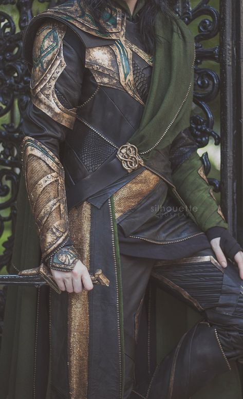 Loki Costume, Loki Aesthetic, Loki Wallpaper, Loki Cosplay, Loki God Of Mischief, Loki Avengers, Loki Art, Thor Loki, Lady Loki