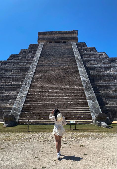 Templo kukulkán, piramide, maya, mexico Rivera Maya Mexico, Life Well Lived, Chichen Itza, Travel Goals, Riviera Maya, Vision Board, Temple, Travel, Pins