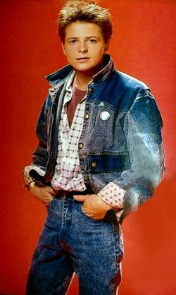 Breakdown of Marty's unique jean jacket on the Back to the Future wiki, at the link. Michael J Fox Young, Michael Fox, 80s Fashion Men, Unique Jeans, Michael J Fox, J Fox, The Wedding Singer, Marty Mcfly, Michael J