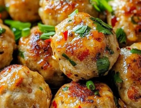 Easy Thai Baked Chicken Meatballs Thai Baked Chicken, Greek Chicken Meatballs, Thai Chicken Meatballs, Thai Meatballs, Chicken Meatballs Recipe, Baked Chicken Meatballs, Curry Meatballs, Red Curry Chicken, Chicken Meatball