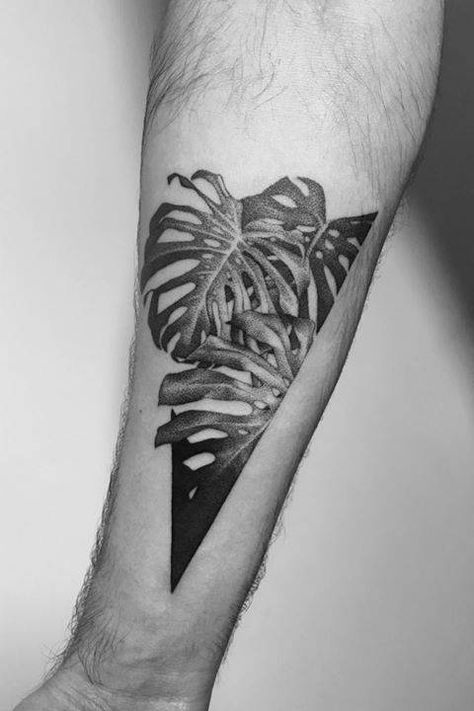 Dotwork style monstera deliciosa leaf tattoo. Spiritual Hand, Blatt Tattoos, Mangas Tattoo, Tropical Tattoo, Tattoo Dotwork, Plant Tattoo, Botanical Tattoo, Different Tattoos, Hand Tattoo