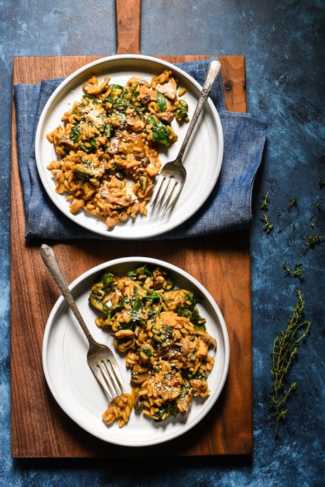 Kale Risotto, Mushroom Kale, Meatless Mains, Mushroom Risotto Recipes, Lunch Planning, Savory Rice, Butternut Squash Risotto, Rice Dinner, Mushroom Risotto