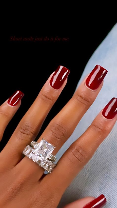 Short square nails in maroon on black women with a diamond ring. Burgundy Nails Black Women, Maroon Square Nails, Nail Board, Maroon Shorts, Maroon Nails, Short Square Nails, Short Square Acrylic Nails, Burgundy Nails, Nails Black