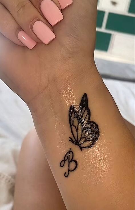 Butterfly 555 Tattoo, Tattoo For Boyfriend Ideas, Tattoos For Relationships, Tattoo Ideas Female Hidden, Front Forearm Tattoo Women, Significant Other Tattoos, Small Baddie Tats, Tattoo Ideas Female Butterfly, Boujee Tattoos For Women