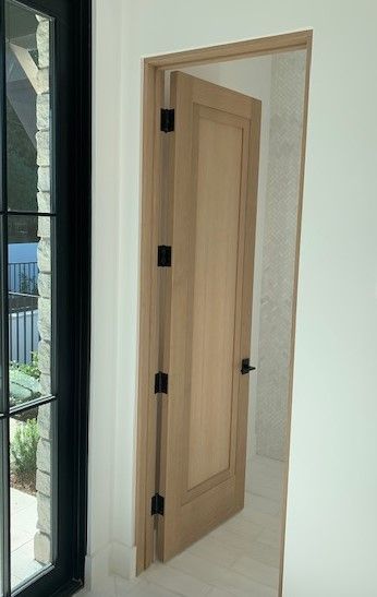 Natural Wood Doors Interior 3 Panel, Oak Wood Interior Doors, Wood Interior Doors Farmhouse, Interior Doors Without Trim, Maple Doors With White Trim, Traditional Style Interior Doors, Stained Poplar Interior Doors, Interior Wood Doors Modern, Modern Farmhouse Interior Doors And Trim