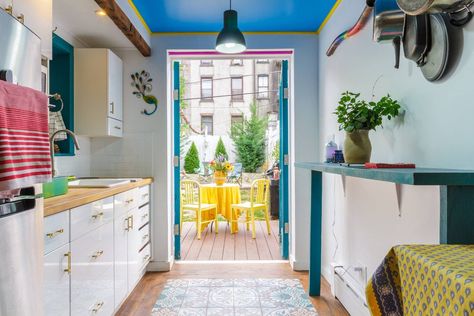 Top Airbnb Rentals Under $100 in All 50 States Apartment Therapy Small Spaces, Apartment Entrance, Brooklyn Brownstone, Trendy Apartment, Airbnb Rentals, Apartment Organization, Apartment Patio, Long Term Rental, New Apartment