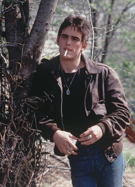 Matt Dillon The Outsiders, In Love With Someone Else, Young Matt Dillon, The Outsiders Imagines, Guys My Age, The Outsiders Cast, 80s Actors, The Outsiders Greasers, Dallas Winston