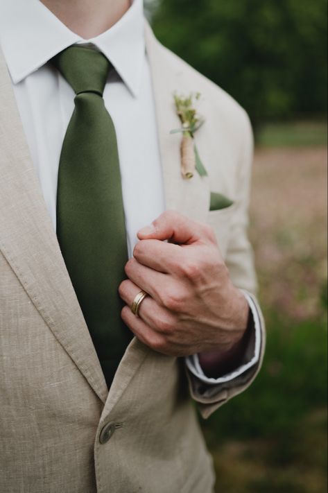 Tan Suit Wedding With Green, Tan Tux Green Tie, Men Tux Wedding Groom Outfit, Groomsmen Tan Suit Green Tie, Olive Green And Tan Groomsmen, Khaki Suit Green Tie, Olive Green Tie Outfit Men, Groom In Green Groomsmen In Tan, Olive Green Ties Groomsmen