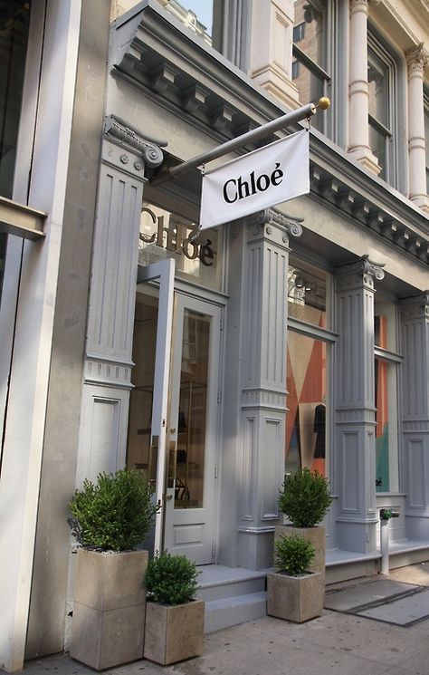 #Chloe store... #dreamland Chloe Store, Decoration Restaurant, Porte Cochere, Storefront Design, Shop Fronts, Décor Boho, Shop Front, Front Entrances, Store Front