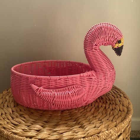 Adorable Pink Flamingo Basket, Never Used, So Cute As A Server, Easter Basket, Gift Basket, Or In Kid’s Bedroom As Decor Home Decor Baskets, Pink Outdoor Furniture, Flamingo Bathroom Decor, Serving Basket, Fantasy Furniture, Flamingo Decor, Sweet 16 Gifts, Basket Gift, Pink Bird