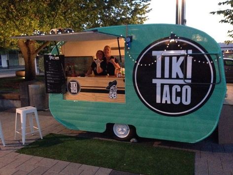 Slingin Tacos #tikitaconz #foodtruck #nightmarket | Food truck design, Food truck business, Truck design Creative Food Trailer, Vintage Food Trailer, Taco Trailer, Food Truck Tacos, Food Truck Design Logo, Aloita Resort, Food Caravan, Kombi Food Truck, Foodtrucks Ideas