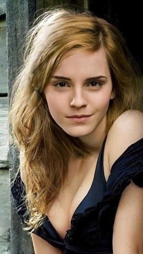 Emma Watson Harry Potter, Emma Watson Belle, Emma Watson Pics, Photo Emma Watson, Emma Watson Style, Emma Thompson, No One Is Perfect, Body Features, Emma Watson