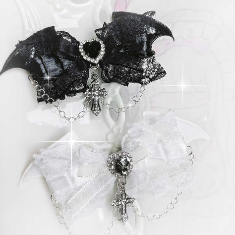 Elevate your gothic-inspired look with these striking hairclips. Each hairclip features intricately designed demon wings and a rhinestoned cross charm. The Jirai Kei bowknot adds a touch of kawaii flair to these edgy accessories. Perfect for adding a bold statement to your hairstyle, these hairclips are a must-have for anyone looking to embrace a dark, yet stylish aesthetic.   Please note that this product includes a pair of hairclips only. Black Swan Accessories, Black Accessories Aesthetic, Dark Coquette Accessories, Jirai Kei Accessories, Angelic Accessories, Vampires Kiss, Angel Bunny, Angel Accessories, Dark Kawaii