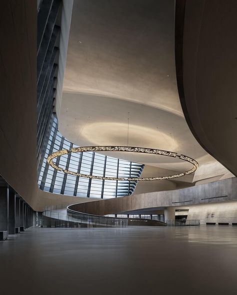 Sanxingdui Museum Public Area and Tourist Reception Center by CSD.DESIGN 🔗 https://www.amazingarchitecture.com/museum/sanxingdui-museum-public-area-and-tourist-reception-center-by-csddesign Photography: Ting Wang CSD.DESIGN: The oracle bone inscription “Shu” represents a fusion of “enlarged eyes” and a contorted body. Regarding the cultural artifacts discovered in Sanxingdui, the sculptures, crafted from diverse materials and featuring various “gaze patterns,” symbolize distinct personas.... Museum Reception Design, Contorted Body, Museum Reception, Dubai Office, Cultural Artifact, The Oracle, Reception Design, Cultural Center, Photography