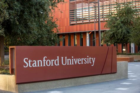 Stanford Campus, University Inspiration, University Hall, College Vision Board, Hall House, Salon Suites Decor, Psychology Major, Dream College, Redwood City