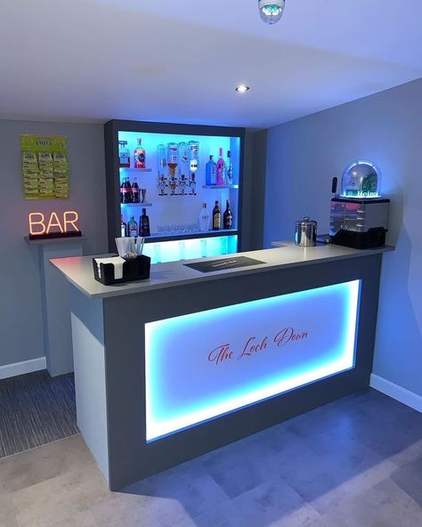 Bars Ideas For Home, Garage Mini Bar, Personal Bar Ideas, Best Man Cave Ideas, Bar In Shed Ideas, Garden Room Bar Ideas, Bar In Basement Ideas, Indoor Bars For Home, Lounge Bar Design