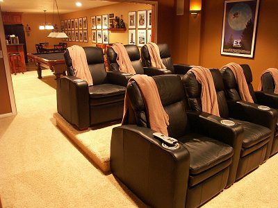 Family Movie Room, Home Theater Lighting, Home Movie Theater, Basement Home Theater, Basement Furniture, Recreational Room, Home Movie, Home Theater Setup, At Home Movie Theater