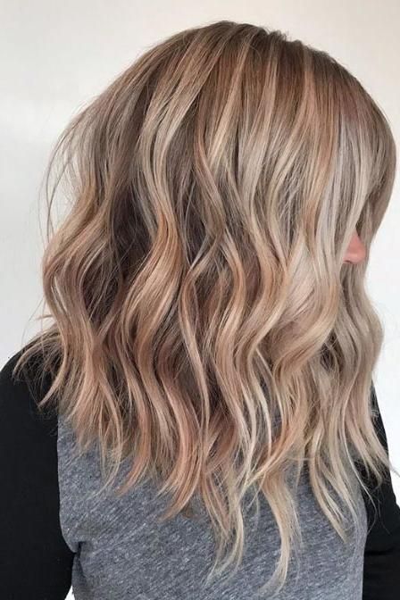 11 Flattering Blonde Hair Colors If Your Skin Is Cool-Toned | Cool-toned gals can go beachy blonde, too. Keep the blend of balayage color in the range of cool and neutral blondes, and you're set with a sandy blonde color that will brighten up your complexion and get the compliments rolling in. #beautytips #southernliving #skincare #makeuphacks Cool Toned Colored Hair, Blonde Cool Skin Tone, Fall Hair Colors For Cool Skin Tones, Best Hair Color For Pink Skin Tone, What Blonde Is Right For My Skin Tone, Spring Hair Color Trends 2024 Blonde, Best Hair Color For Cool Skin Tones, Hair Color For Pink Skin Tone, Layers For Thinner Hair