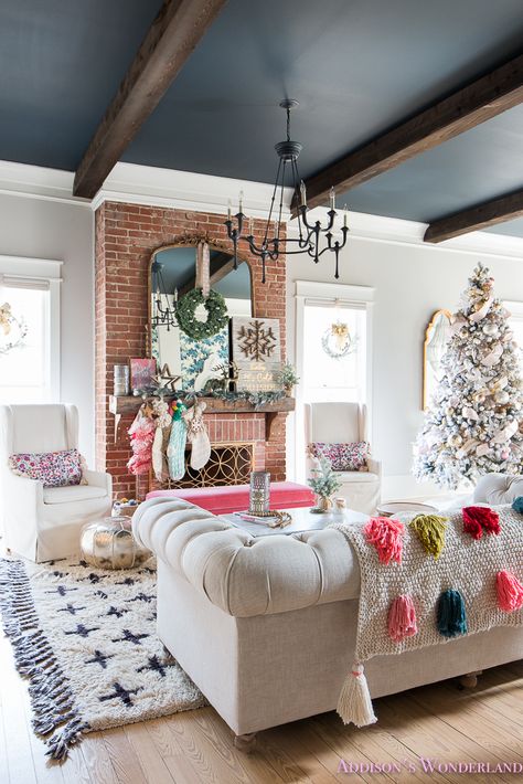 Christmas Trends and Tree Ideas for 2018! Ideas Navidad, Home Theaters, Whimsical Home, Ideas Vintage, The Design Files, Historic Home, Style At Home, Design Case, Cheap Home Decor