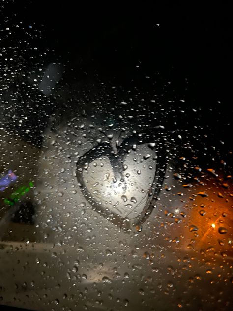 #rain #heart #night #aesthetic #blackandwhite #white #latenightvibes #cars #window #weather Night City Aesthetic, Fall Baddie, Pretty Girl Aesthetic, Rain Aesthetic, General Aesthetic, Blue Aesthetic Dark, Rainy Day Aesthetic, Rain Painting, Night Drives