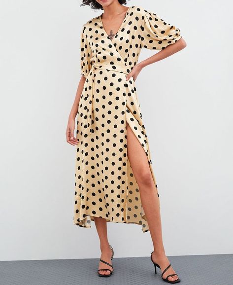 Zara Polka Dot Wrap Dress Zara Polka Dot Dress, Polka Dot Wrap Dress, Wrap Dress Midi, Polka Dot Maxi Dresses, Outfits With Converse, Life Care, Vestido Casual, Ladies Dress Design, Tea Dress