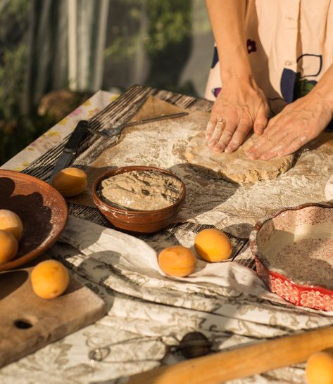 Solstice Rituals Summer, Summer Solstice Aesthetic, Celebrating Summer Solstice With Kids, Summer Solstice Meditation, What Is Summer Solstice, Summer Solstice Tarot, Summer Solstice Ritual, Summer Solstice Party, Solstice Party