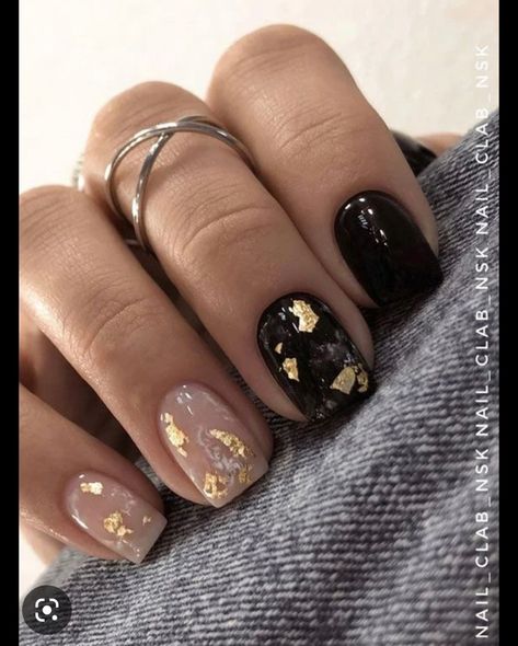 Black Chrome Nails, Cute Gel Nails, Thanksgiving Nails, Short Acrylic Nails Designs, Foil Nails, Makati, Chic Nails, Short Acrylic Nails, Chrome Nails