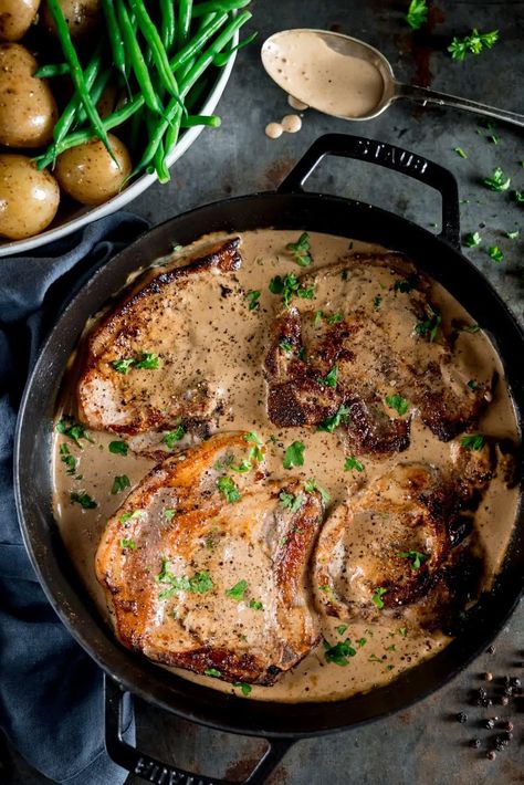 Pork Chops In Oven, Mustard Sauce For Pork, Pork Steak Recipe, Ham Dishes, Meat Entrees, Kitchen Sanctuary, Mustard Pork Chops, Pork Casserole, Pork Sauce