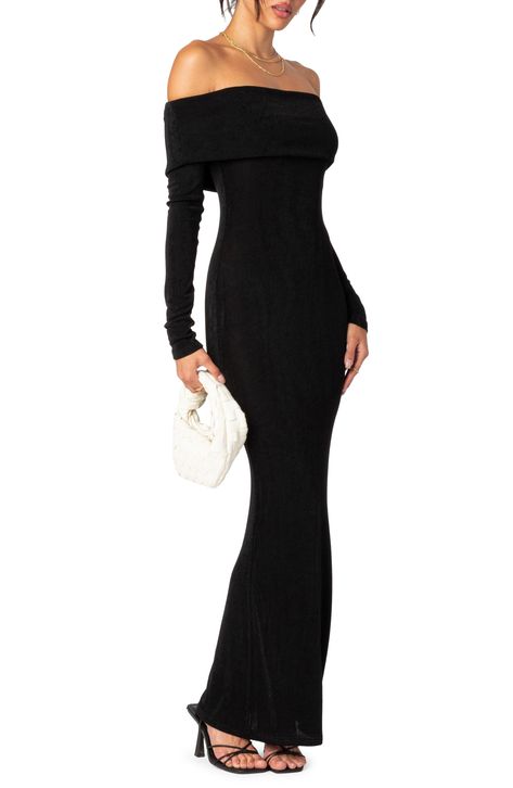 Give your curves a hug in this long-sleeve maxi dress boasting an off-the-shoulder neck and cozy long sleeves. Off-the-shoulder neck Long sleeves 95% polyester, 5% spandex Machine wash, dry flat Imported Classy Prom Dresses, Formal Dresses With Sleeves, Black Dress With Sleeves, Black Dress Formal, Off The Shoulder Long Sleeve, Prom Dresses Long With Sleeves, Long Black Dress, A Hug, Long Sleeve Maxi