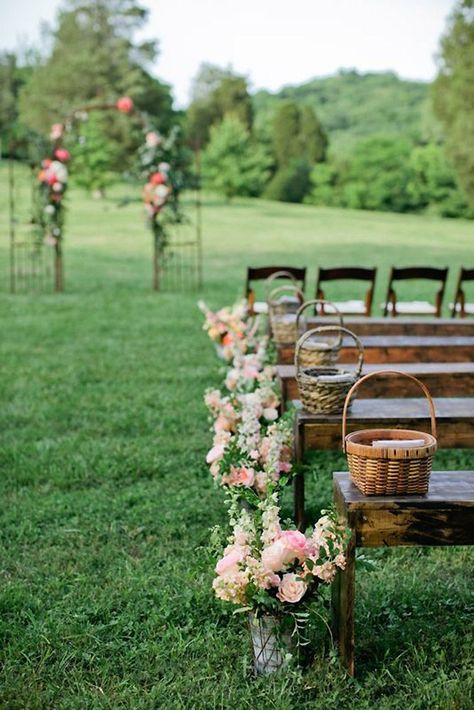 Garden Wedding Aisle, Wedding Bench, Cousin Camp, Wedding Ceremony Seating, Wooden Benches, Field Wedding, Yosemite Wedding, Country Wedding Decorations, Wedding Chair