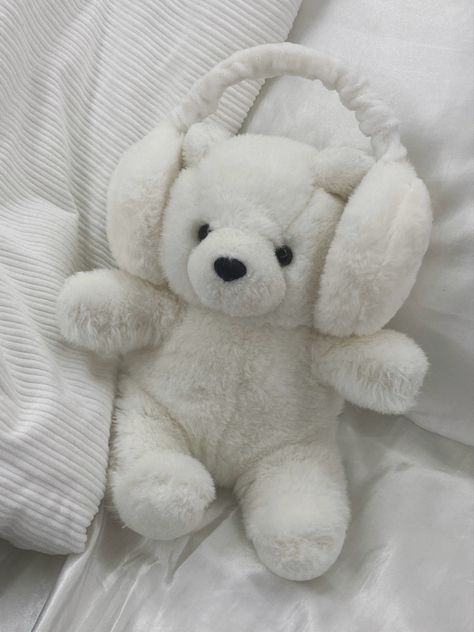 Coquette Plushies, Roleplay Photos, Jellycat Aesthetic, Basic Coquette, Grunge Theme, Polar Bear Plush, Melody Wallpaper, White Teddy Bear, My Melody Wallpaper