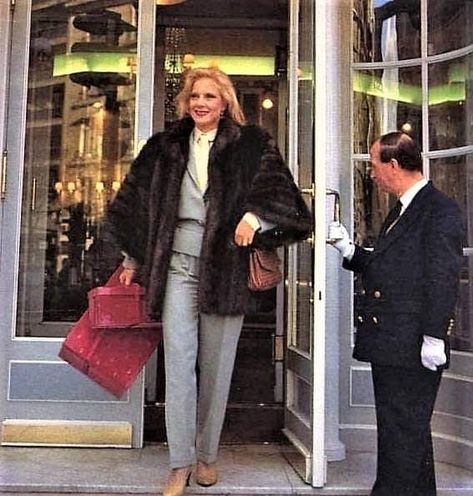 Vartan Sylvie, Sylvie Vartan, Fur Coat