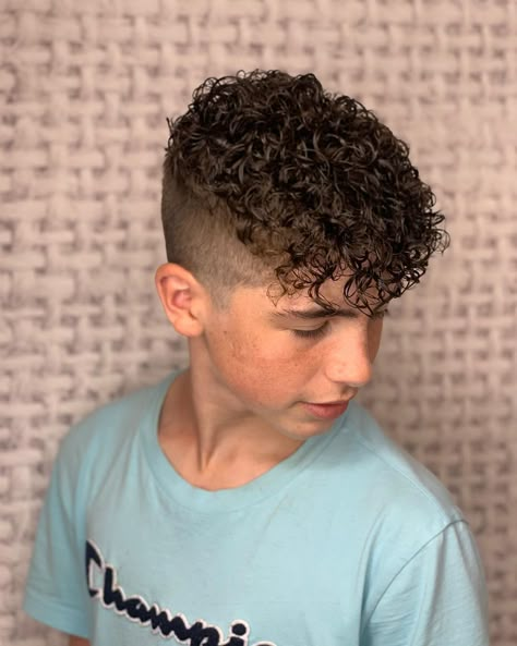 Boy Permed Hair, Boys Perm Hairstyles, Boys Haircuts Curly Hair, New Perm, Perm Hairstyles, Curly Perm, Men Haircut Curly Hair, Undercut Pompadour, Disconnected Undercut