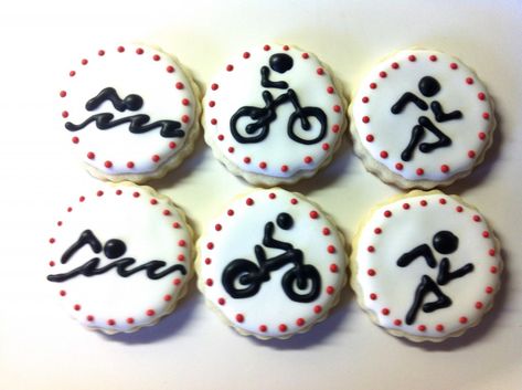 Triathlon Party, Bike Cookies, Sport Cookies, Sports Cookies, Triathlon Motivation, Swim Bike Run, Party Themes For Boys, Fondant Cookies, Cookie Inspiration